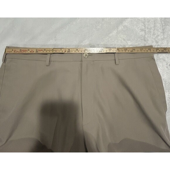 Peter Millar Crown Sport Golf Shorts Mens Size 36x8 Khaki Beige Indian Head Logo - Picture 8 of 8